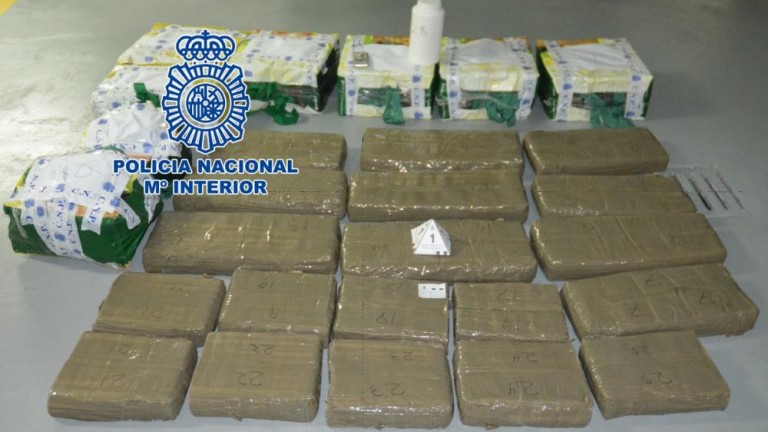 59,4 Kg Kokain in einem Auto auf der Fähre von Gran Canaria nach Teneriffa 59,4 Kg Kokain in einem Auto auf der Fähre von Gran Canaria nach Teneriffa