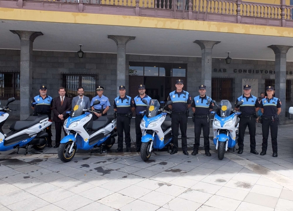 Yamaha-Motorräder für die Polizei von Las Palmas