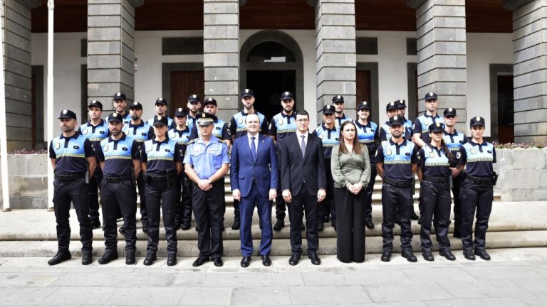 Policia Local Las Palmas hat 22 neue Beamte bekommen Policia Local Las Palmas hat 22 neue Beamte bekommen