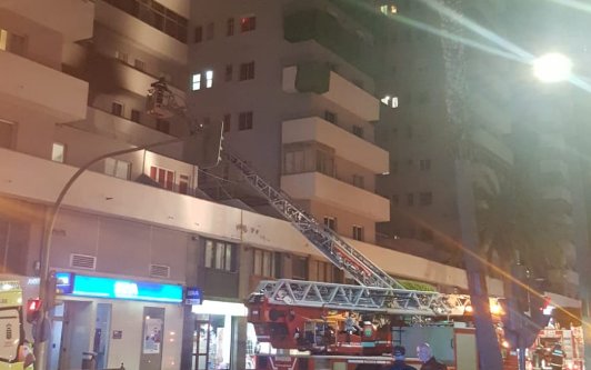 Wohnhausbrand in Las Palmas – 100 Personen evakuiert