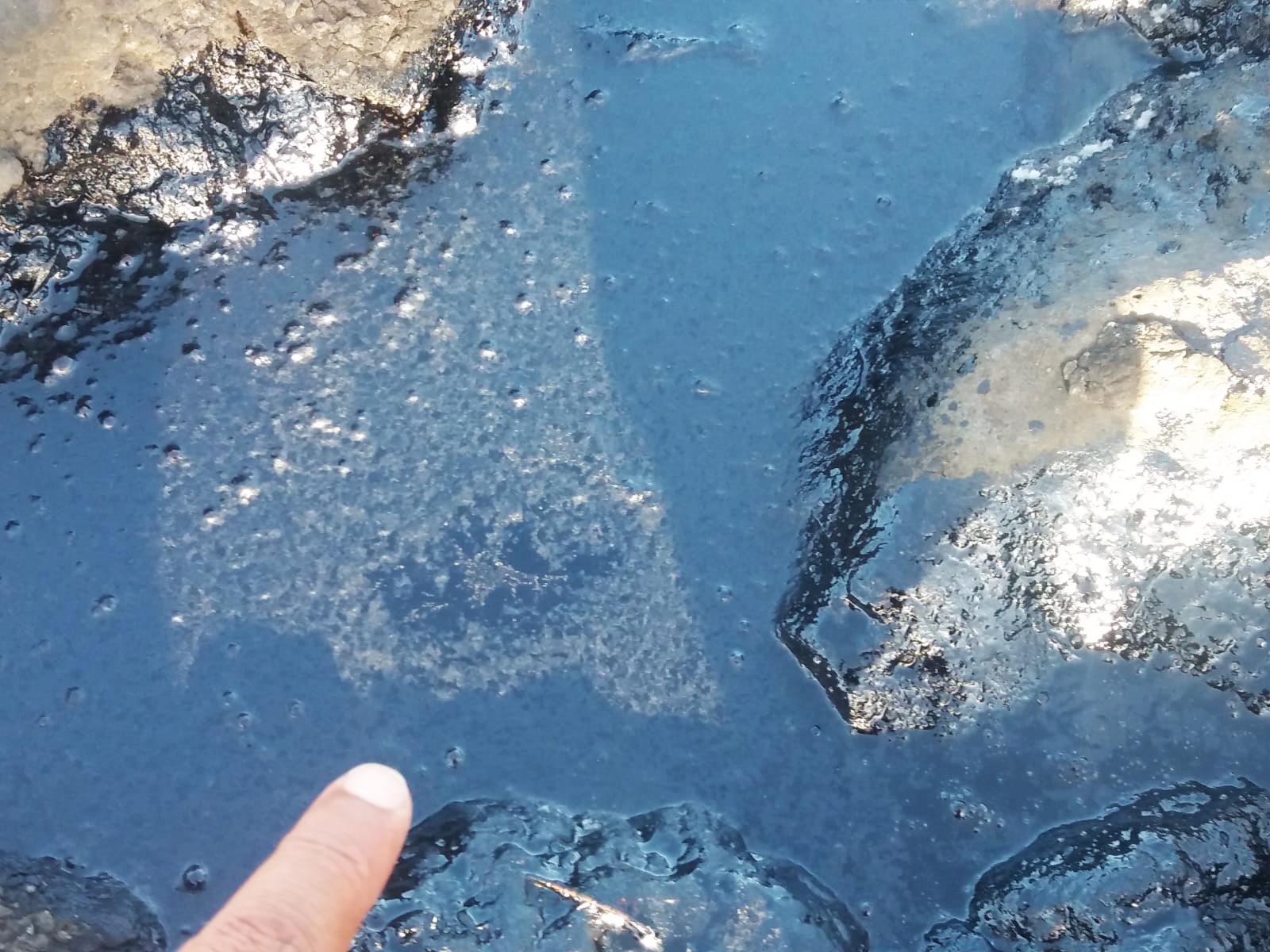 Ausgelaufenes Heizöl erreicht das Malpaís-Reservat auf Teneriffa
