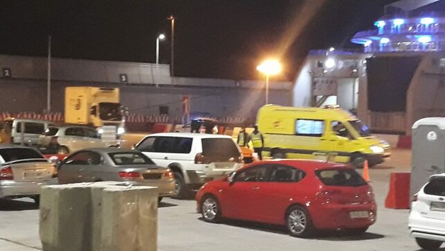 Armas-Fähre rammte Entladerampe in Las Palmas