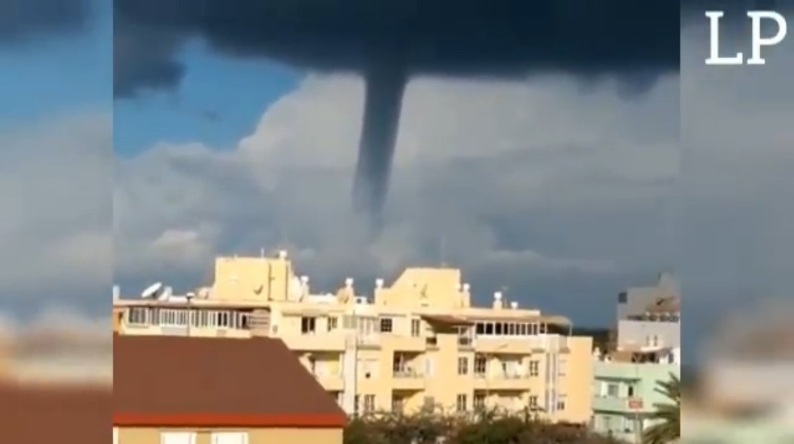 Nun auch Gran Canaria: Tornado vor Arguineguin gesichtet