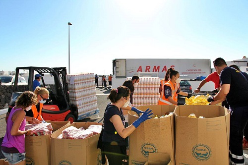 10 Tonnen Lebensmittel für die Gemeinde Tías