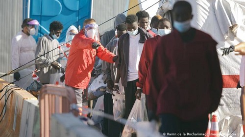 2.000 illegale Grenzübertreter in 45 Boote am letzten Wochenende angekommen