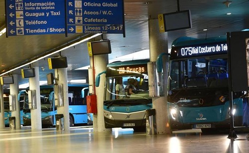 Global-Busse auf Gran Canaria fahren wieder nachts