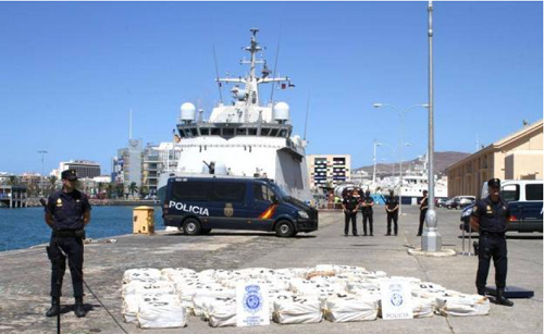 Mehr als 1,5 Tonnen Kokain auf Fischerboot beschlagnahmt