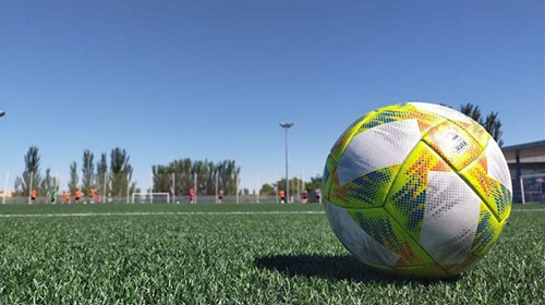 15-jähriger Junge erleidet Herzstillstand während Fussballspiel